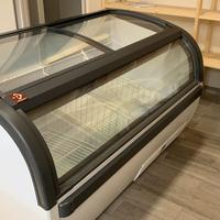 Banco frigo + 2 congelatori professional