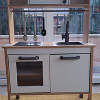 cucina  legno ikea per bambini