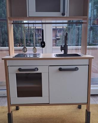 cucina  legno ikea per bambini