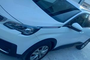 Peugeot 5008 bluehdi 120cv 