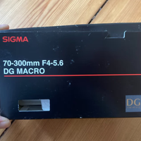 Sigma 70-300mm f/4-5.6 DG Macro