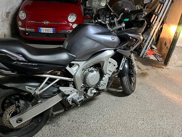 Yamaha FZ6 Fazer - 2005