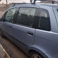 Fiat idea tenuta benissimo
