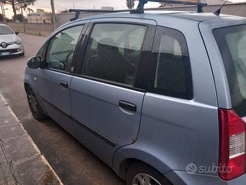 Fiat idea tenuta benissimo