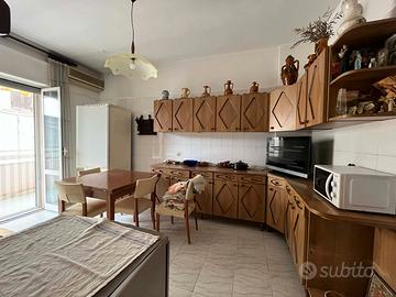 4 vani+acc.+ terrazzo a livello +box auto 24 mq