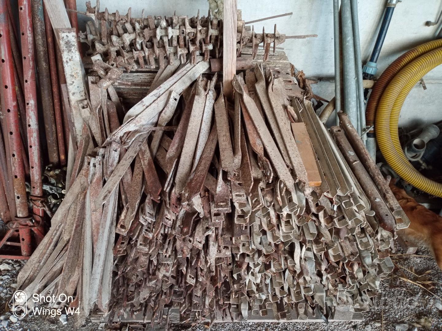 Fascette Per Piante Regolabili Da 100 Pezzi, Fascette Flessibili Per Piante Da Giardino Cravatta Per Piante Multifunzione 22 Cm 98821239 - Foto 9