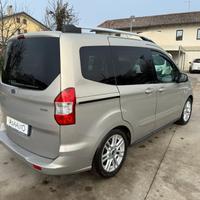 Ford Tourneo Courier 1.0 EcoBoost 100 CV Titanium