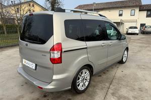 Ford Tourneo Courier 1.0 EcoBoost 100 CV Titanium
