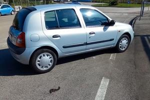 Renault clio benzina