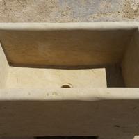 Lavabo rustico medie dimensioni in Pietra