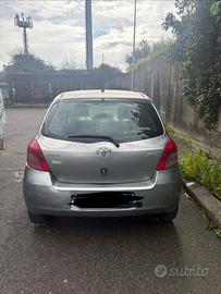 Toyota Yaris 1.0 benzina