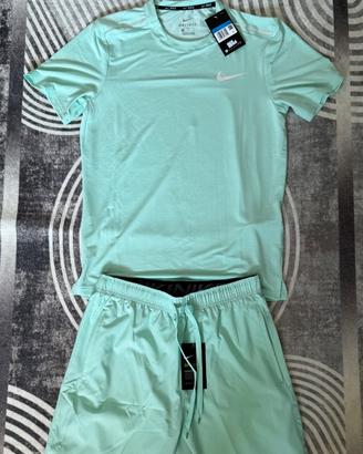 Completo Nike Dri-FIT uomo