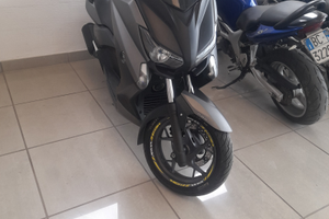 Yamaha x-max