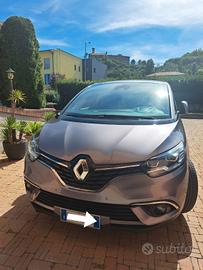 Renault Scenic bose  120 000km 2017 diesel 