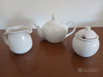 Set teiera, lattiera e zuccheriera 