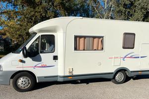 Camper semi integrale challenger
