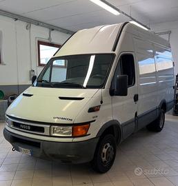 Iveco daily 35c13 furgone