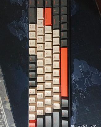 tastiera meccanica 60%