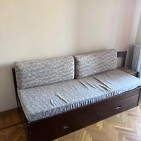 Divano letto in legno