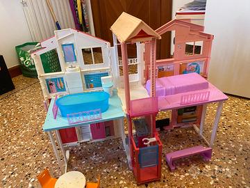 Spinea: Casa Barbie e Barbie varie 