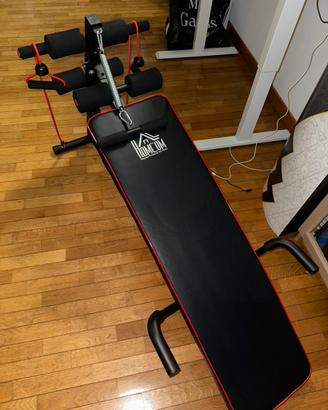 Panca inclinata allenamento palestra