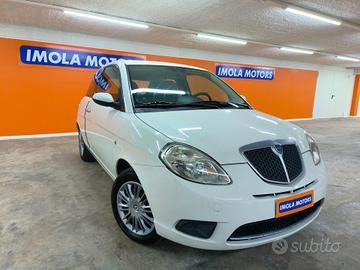 *Lancia Ypsilon 1.4 Ecochic GPL valido fino al 202