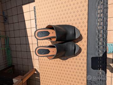 scarpe  donna , tipo  zoccoli 
