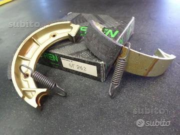 Ganasce freno dietro aprilia scarabeo 50