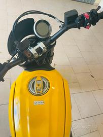 Ducati Scrambler Full Throttle, full optional
