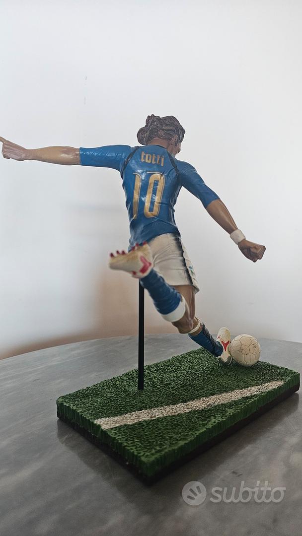 3D STARS FOOTBALL A ROMA FRANCESCO TOTTI ACTION FIGURE NUOVO NEW