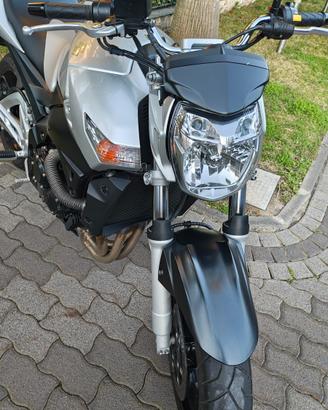 Suzuki GSR 600