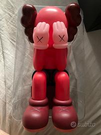 Kaws passing throught