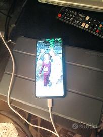 cellulare A52