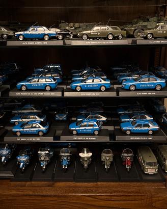 Collezione mezzi della  Polizia