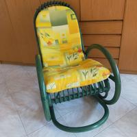 sedia a dondolo in bambù 