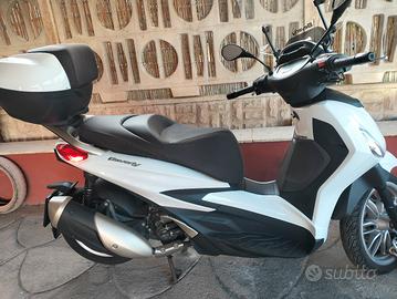  Beverly 300 HPE