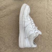 Lotto 3 scarpe Air force 1 Jordan e Jordan 1