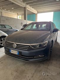 Volkswagen Passat Variant 2.0 TDI SCR 190 CV DSG E