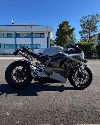 Ducati Panigale v4