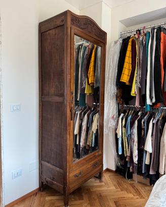 Armadio anni 20 a un’anta