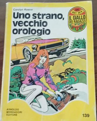 Uno strano vecchio orologio