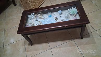 Tavolino con vetro