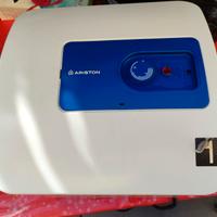 scaldacqua sottolavello