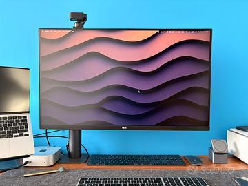 LG UltraFine Ergo Monitor 32" IPS Ultra HD 4K