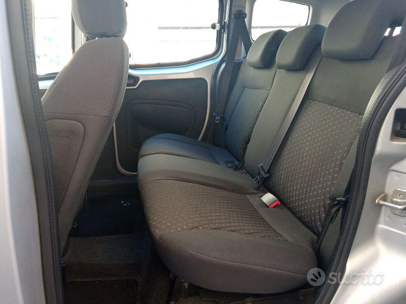 Peugeot Bipper 2010 photo 4