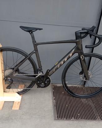 SCOTT ADDICT RC ERIDE 20 Test bike