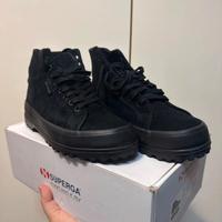 Scarpe superga