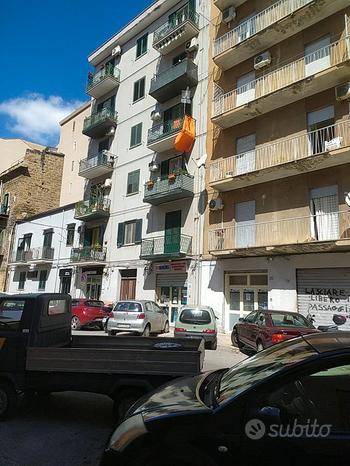 2 Vani Zona Montepellegrino Palermo