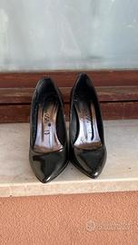 Scarpe decollete vernice nera misura 35
