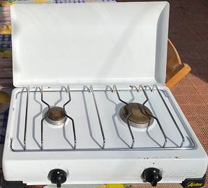 Cucina a gas bianca due fuochi